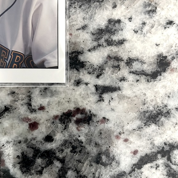 1990 Ultra Rare Upper Deck Ken Griffey Jr. baseball card with misspelling ERROR. - Picture 6 of 7